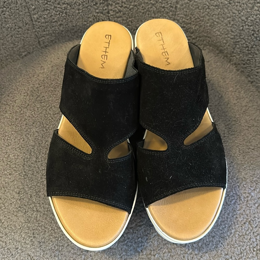 Ethem Black and White Platform sandals - Picture 2 of 5